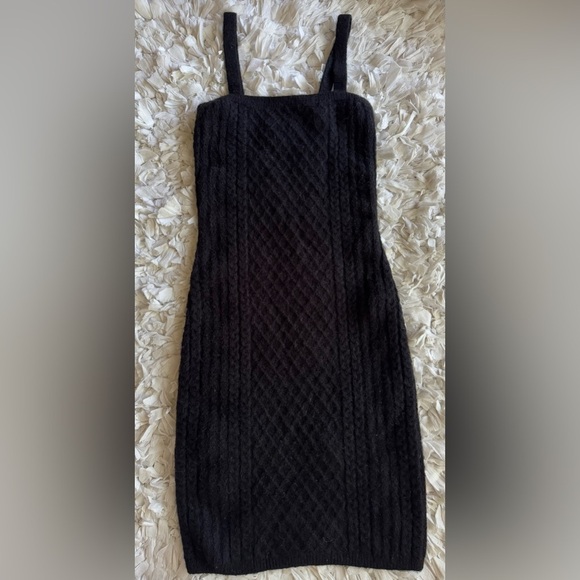 House of Harlow 1960 Dresses & Skirts - House of Harlow Revolve 1960 Midi Cable Knit Tank Sweater Dress XS